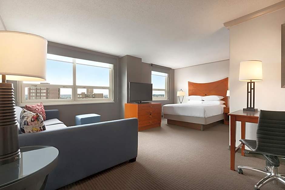 Embassy Suites by Hilton Baltimore Inner Harbor – Baltimore, MD