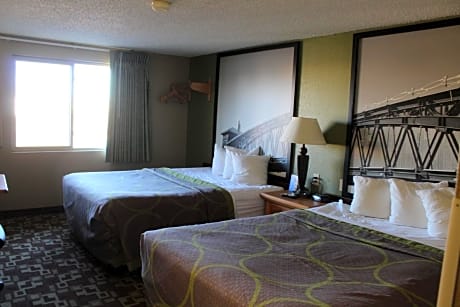 2 Queen Beds Non-Smoking