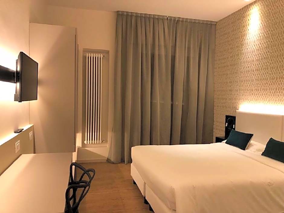 Hotel Ariston & Apartments