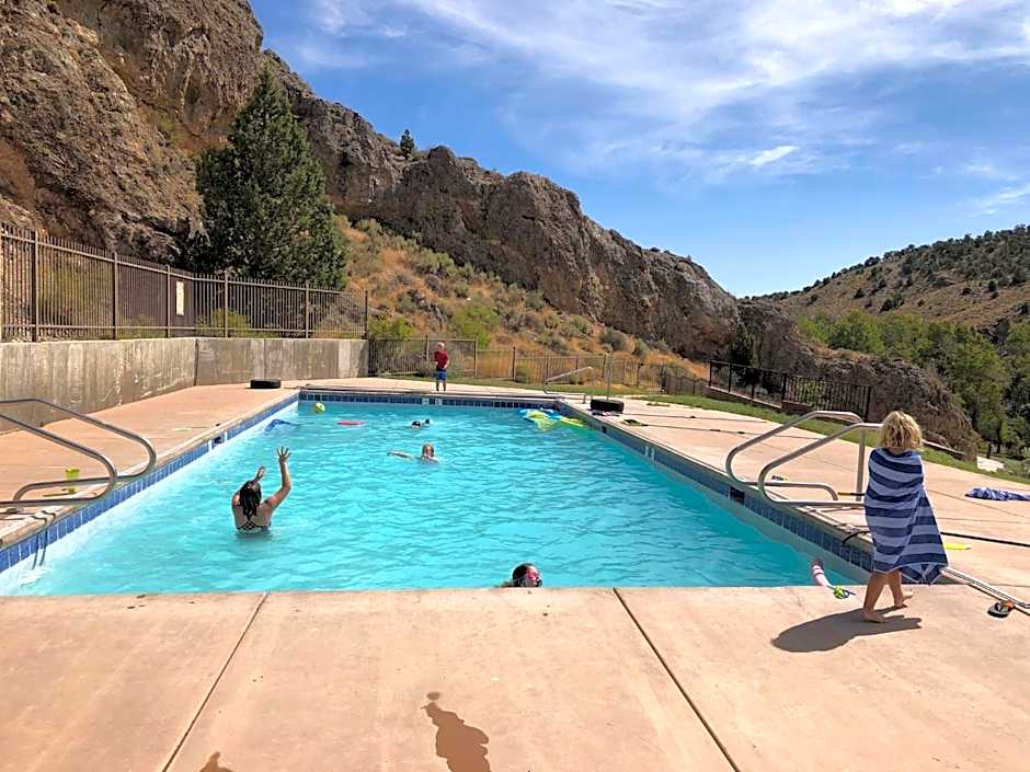 Hidden Canyon Retreat