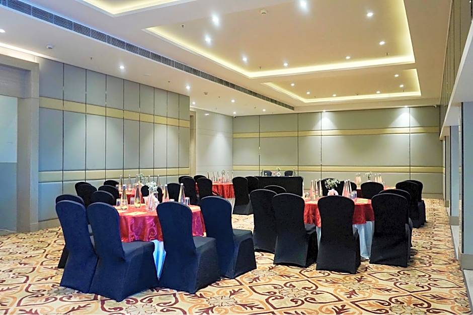 Golden Tulip Lucknow