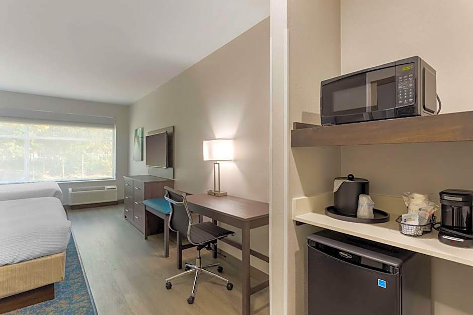 Best Western Plus Executive Residency Antioch Inn