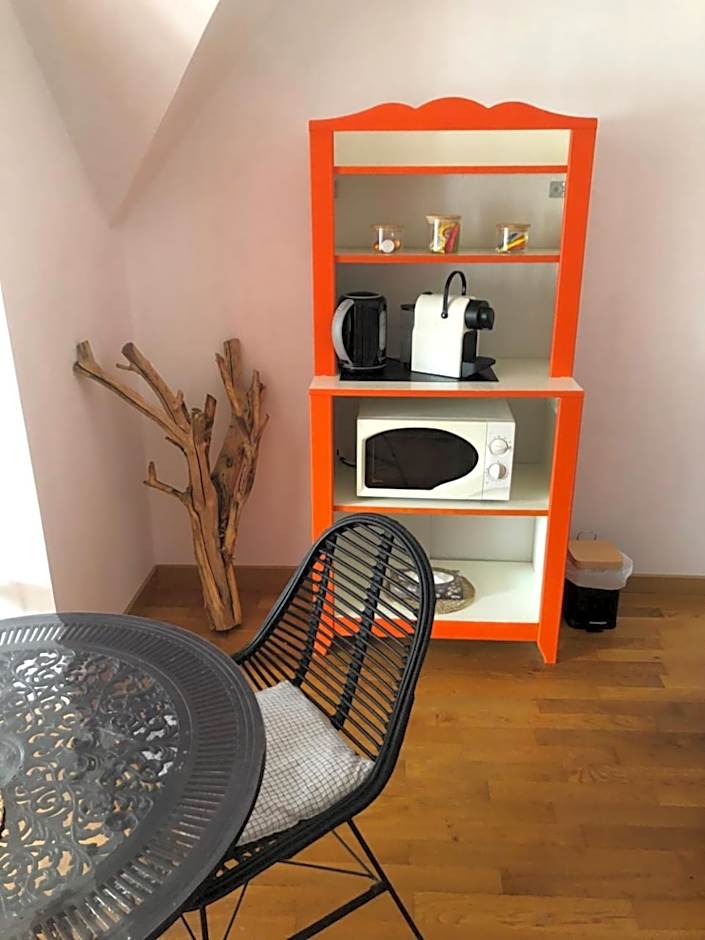 Belle Chambre Double ORANGE Tout Bonnement Bien