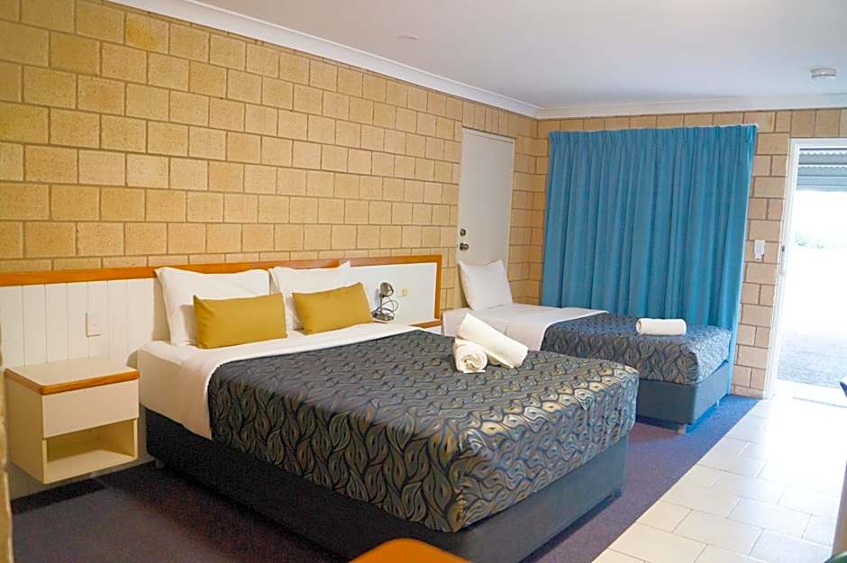 Jacaranda Country Motel