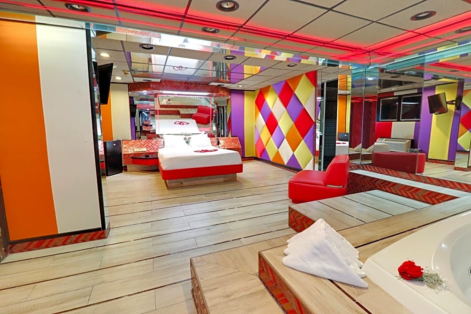 Hollywood Motel