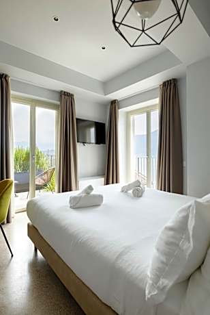 Double Room with Lake View