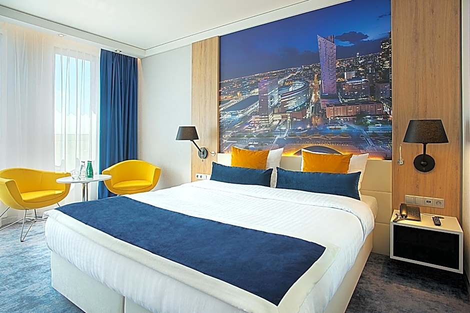 Golden Tulip Warsaw Airport
