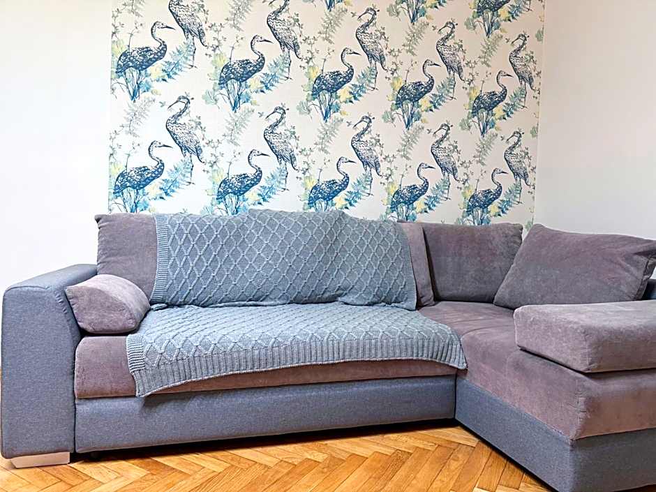Lorf Hostel&Apartments