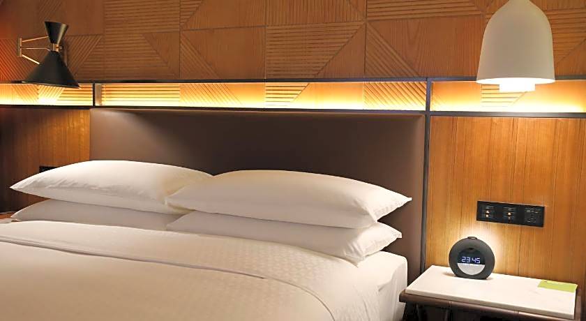 Four Points by Sheraton Yiyang