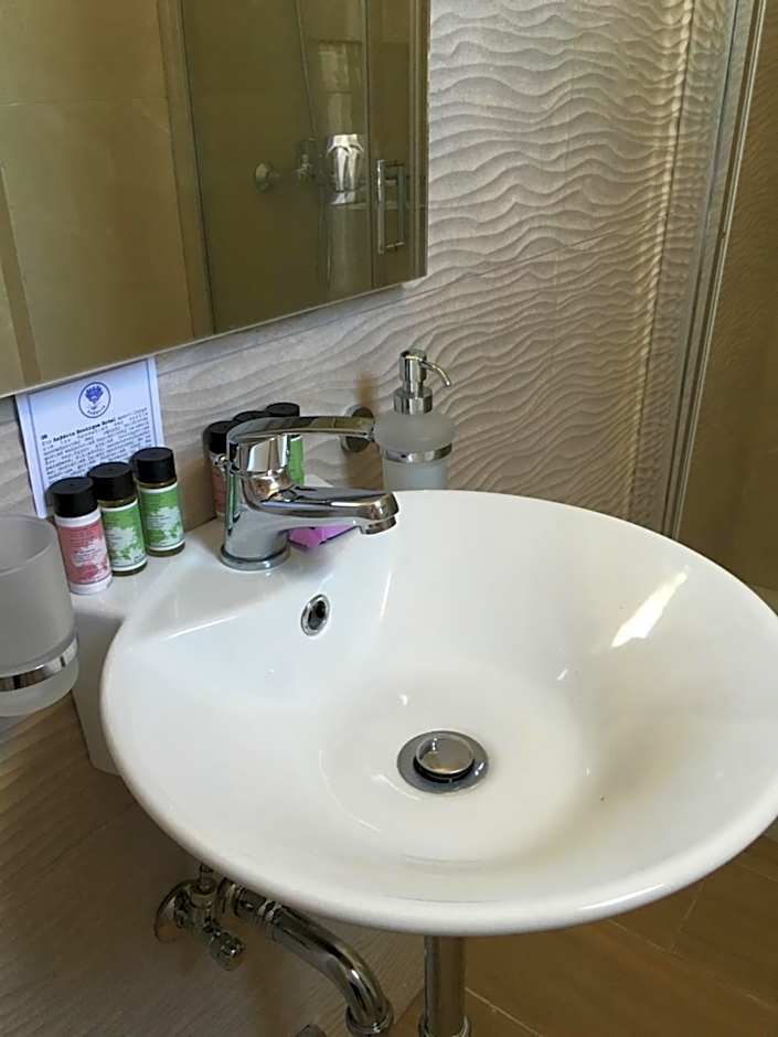 LEVANTA HOTEL SPETSES