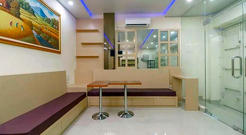 RedDoorz Plus near RS RK Charitas 2 Palembang