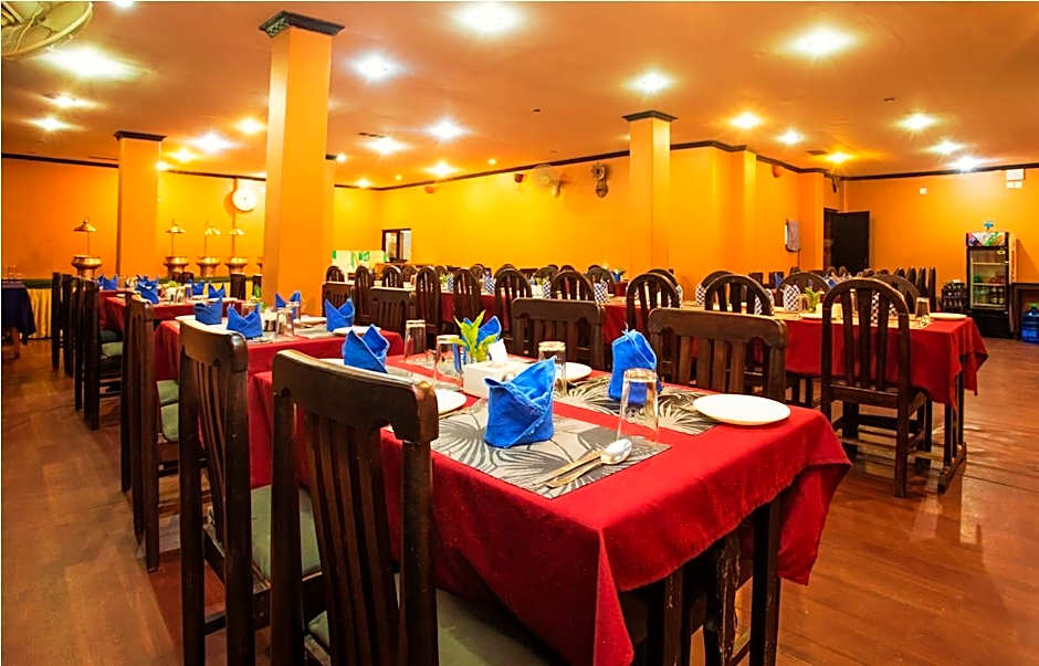 Hotel Pokhara Village & SPA