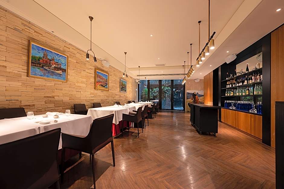 Hotel MvsaMichelin 2 Starred Molino de Urdániz