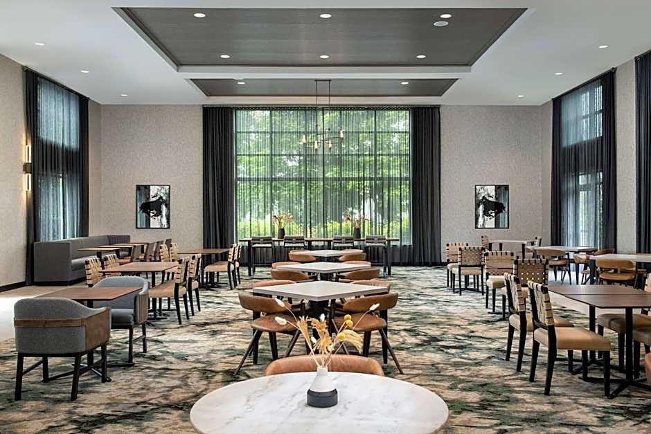 Homewood Suites by Hilton Louisville Airport