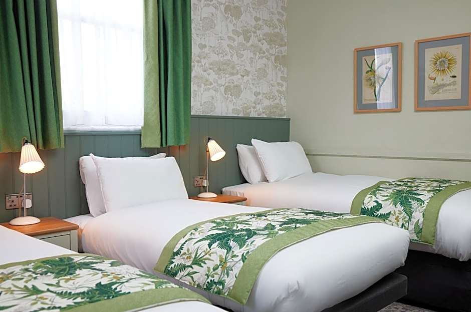 The Kings Head Wroxham by Greene King Inns