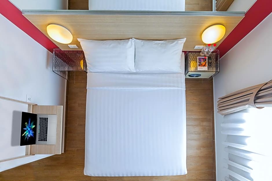 Monoloog Hotel Bekasi