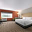 Holiday Inn Express and Suites Staunton By IHG