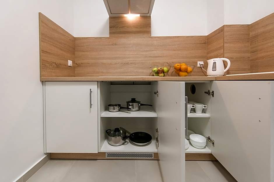 Hostel SMS FREE PARKING