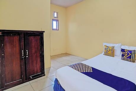 Hotel O Lili Kost SyariahNearKetapang Royal City