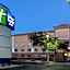 Holiday Inn Express & Suites Plant City By IHG
