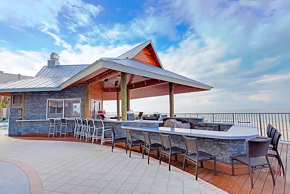 Holiday Inn Express & Suites Panama City Beach - Beachfront By IHG