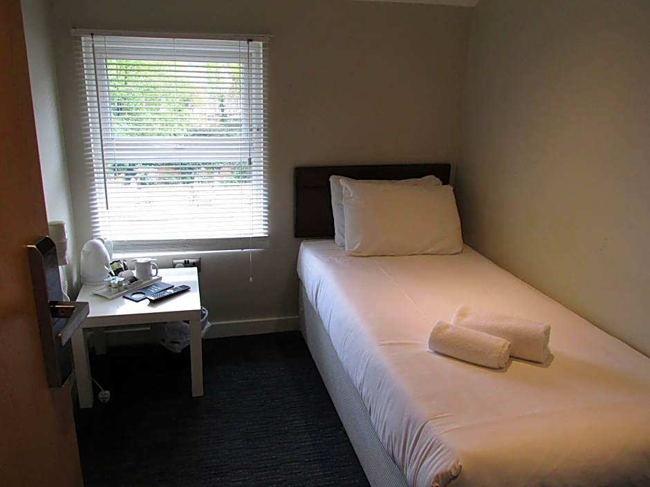 Rooms at The Ritz Complex