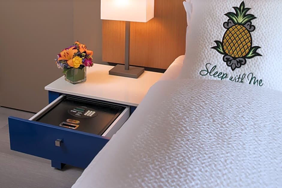 Staypineapple At Hotel Rose