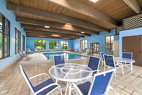 Baymont by Wyndham Janesville