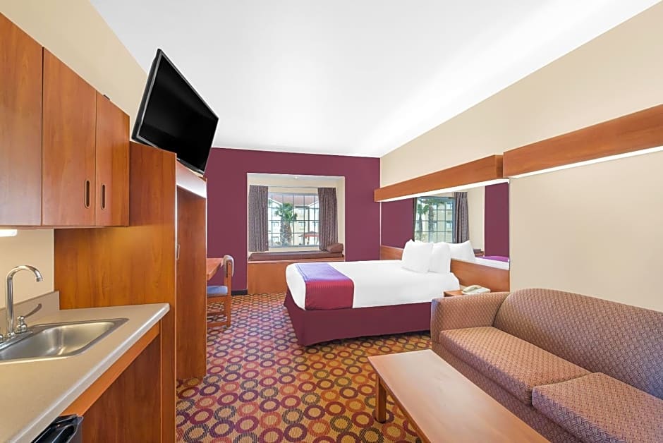 Microtel Inn & Suites by Wyndham Corpus Christi/Aransas Pass