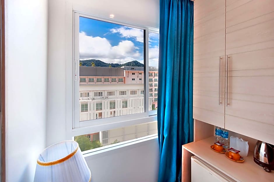 Mirage Express Patong Phuket Hotel