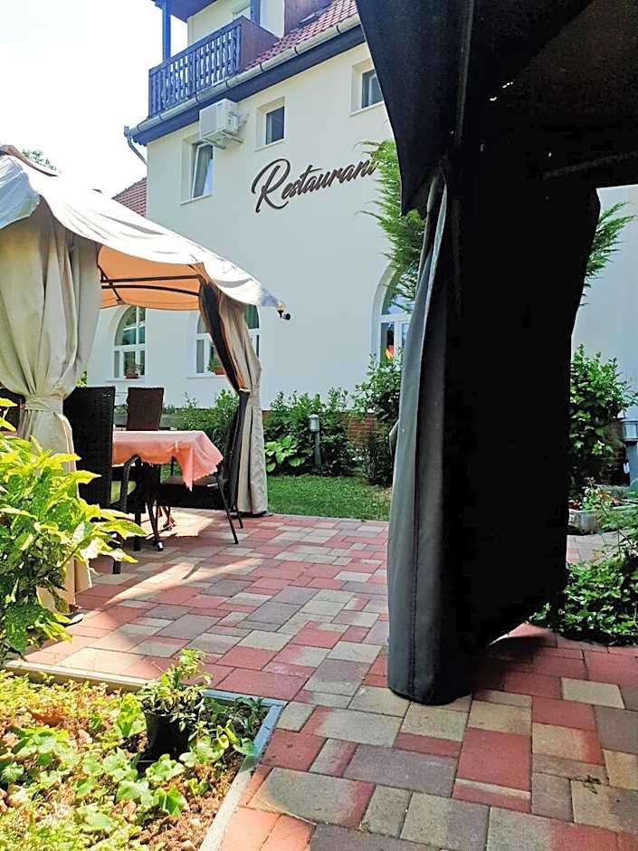 Alabástrom Panzió és Étterem