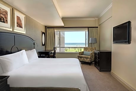 Standard Premium King Room with Sea View