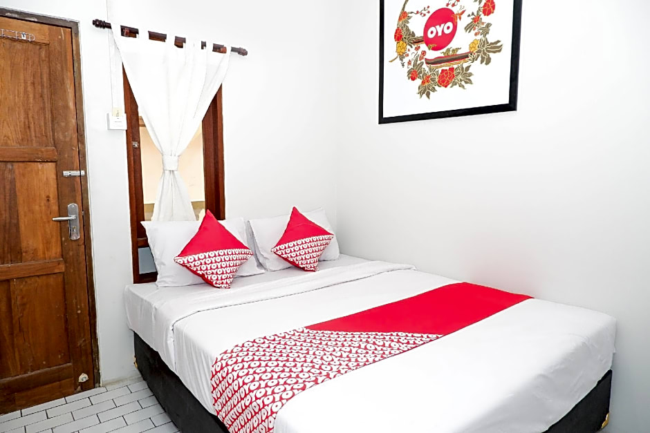 OYO 422 Achterhuis Residence