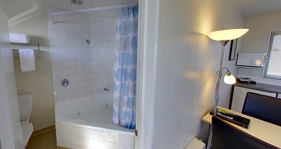 Westport Spa Motel