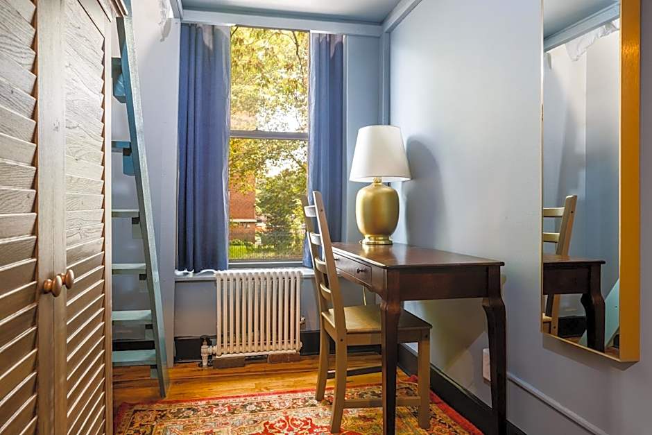 Photo 1 of 50 of Lamartine Chelsea