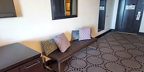 Premium Room with 2 Queen Beds - Non-Smoking