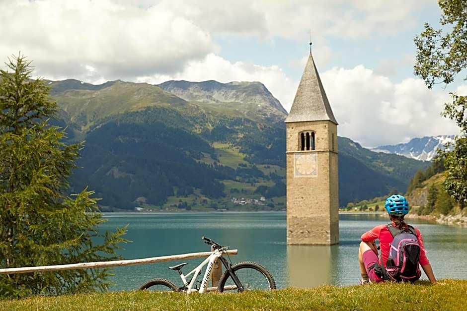Hotel Tyrol