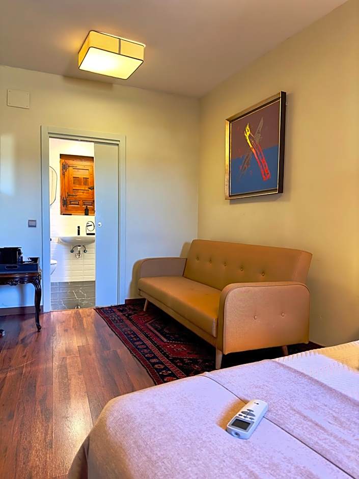 Almunia de San Miguel