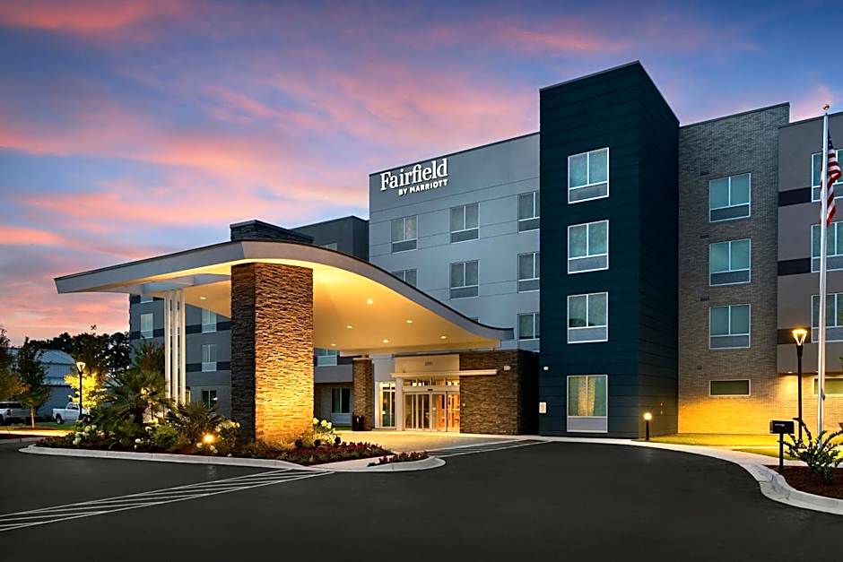 Fairfield by Marriott Inn & Suites Coastal Carolina Conway