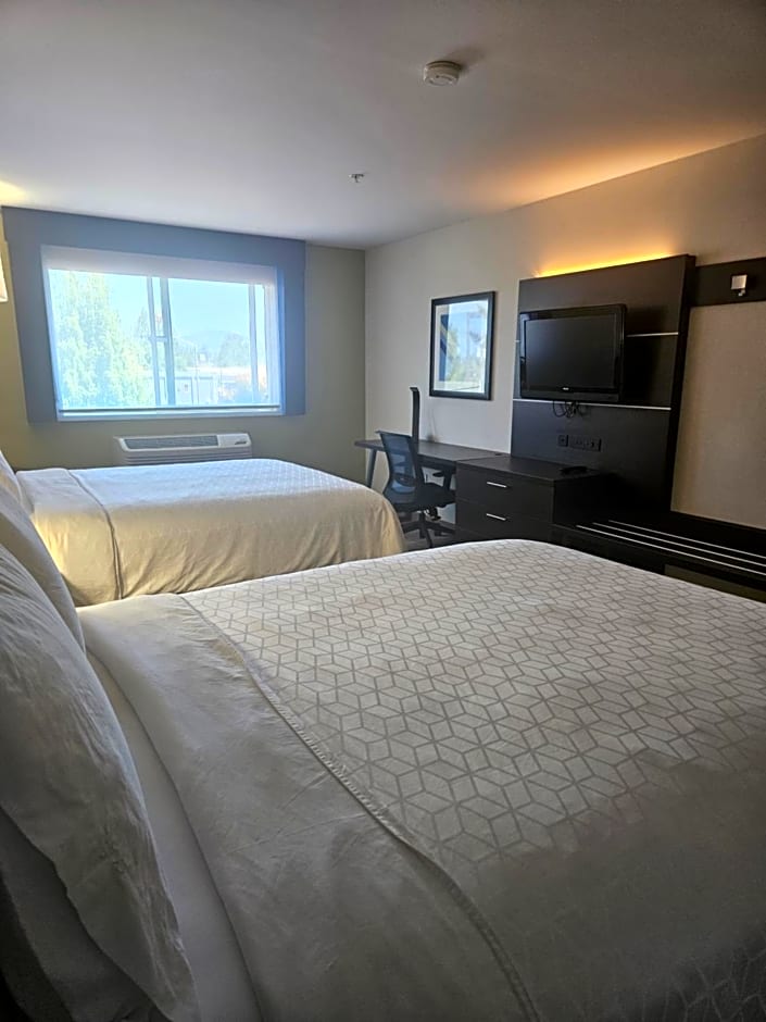 Holiday Inn Express Hotels & Suites Burlington by IHG
