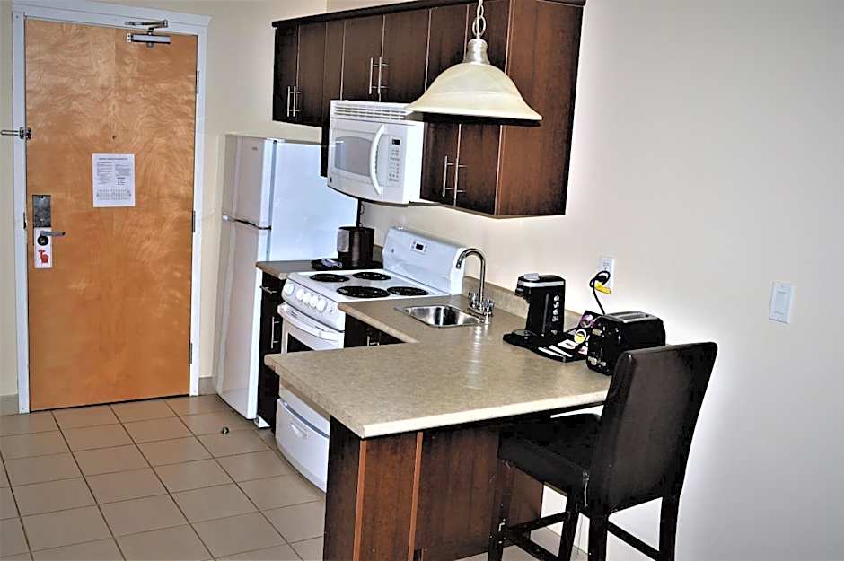 Sigma Inn & Suites Hudson's Hope