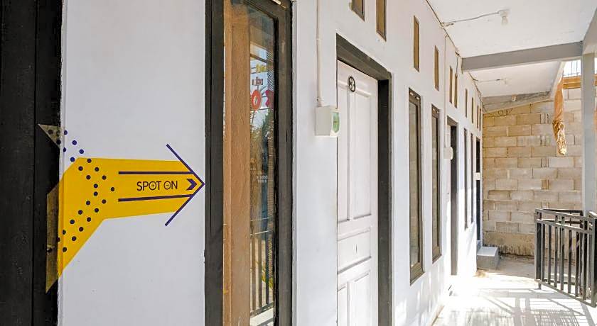 SPOT ON 1958 Asembagus Family