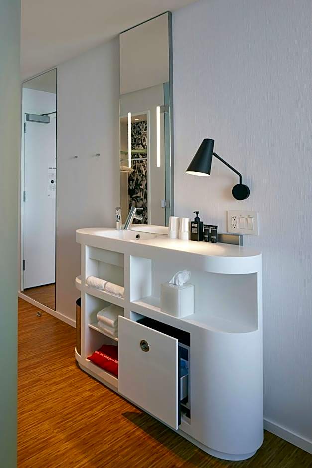 citizenM Boston North Station