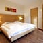 Apartment Hotel Christine