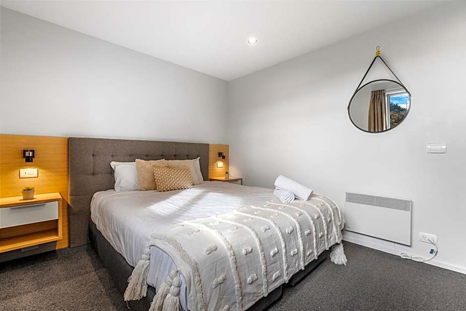 Tasman Holiday Parks - Te Anau