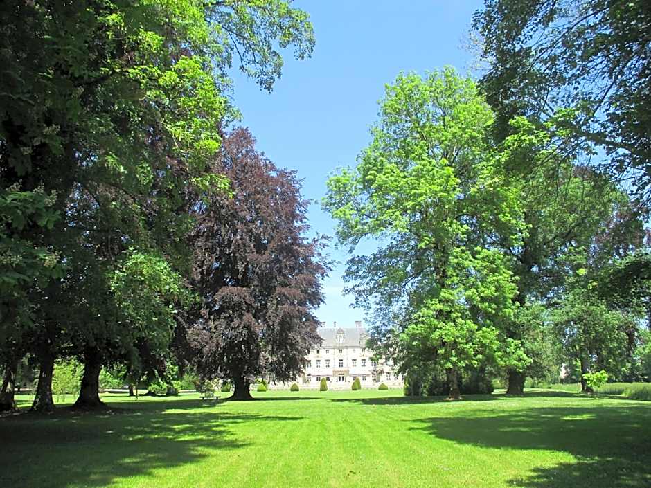 Château des Monthairons Hôtel Restaurant GastroMaison Spa privatif