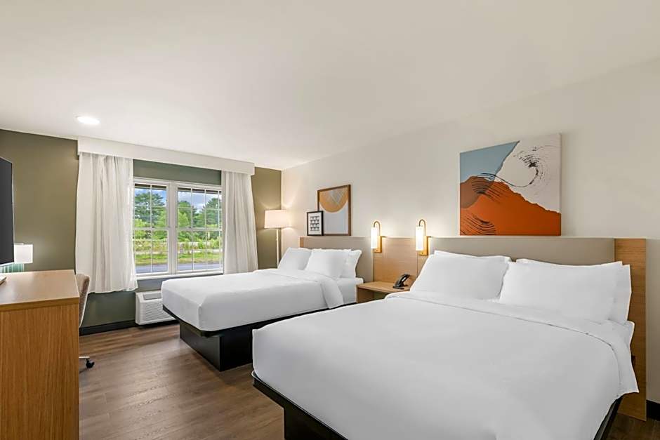 Spark by Hilton Freeport