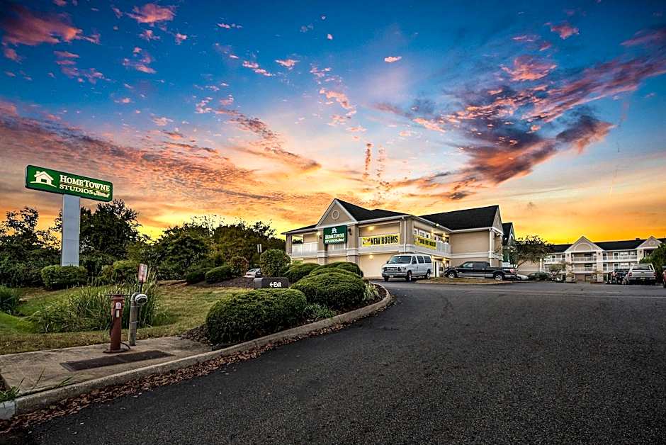 HomeTowne Studios Cincinnati - Sharonville – Sharonville, OH