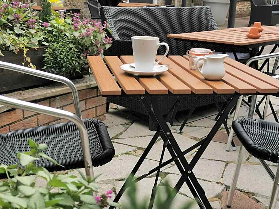 The Old Bell - Warminster