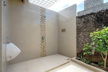 Deluxe Double Room Garden View